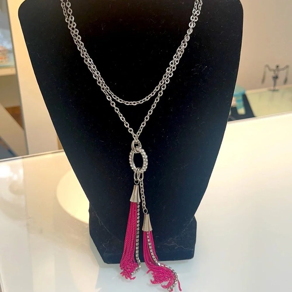 3x$25 ❤️ New York &Co Pink Tassel Chain Necklace ❤️ - Picture 1 of 11
